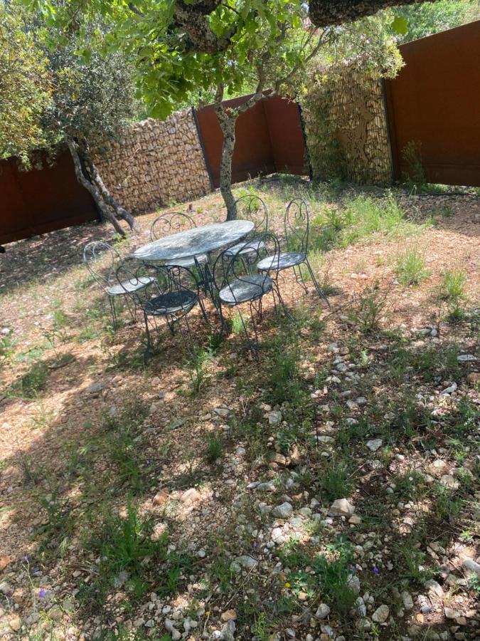 Gite Couleur Terre A 10Mn De Gordes Croagnes Luaran gambar